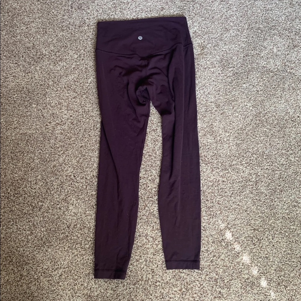 Aligns Lululemon